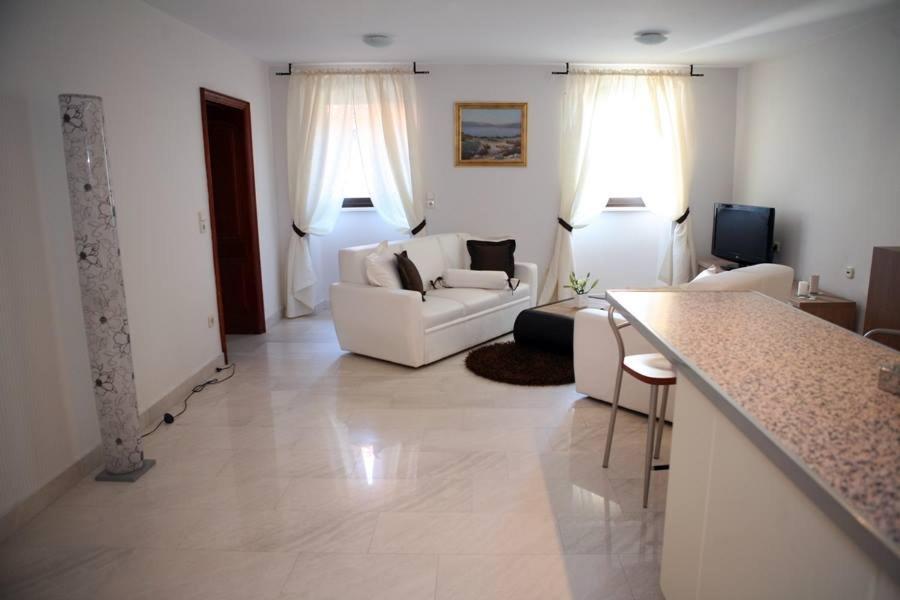 Apartments Filip & Viktoria In The Center Of Trogir Kültér fotó